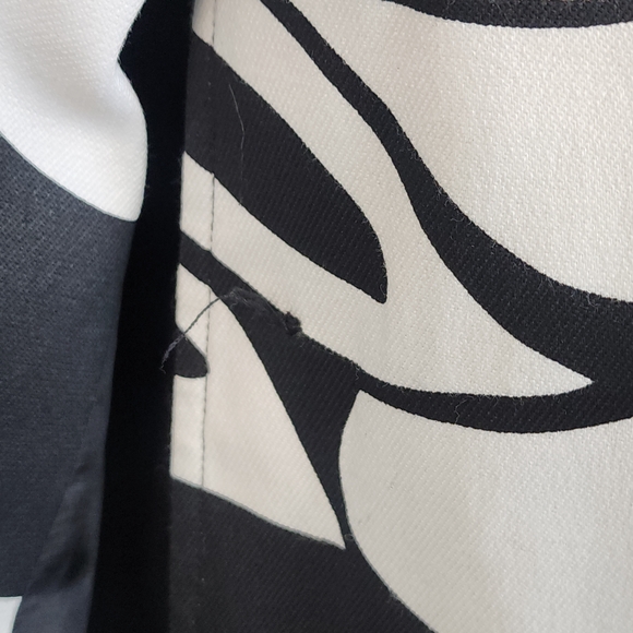 5/$30 INC International Concepts Monochrome Floral Jacket size 3X - Picture 3 of 8